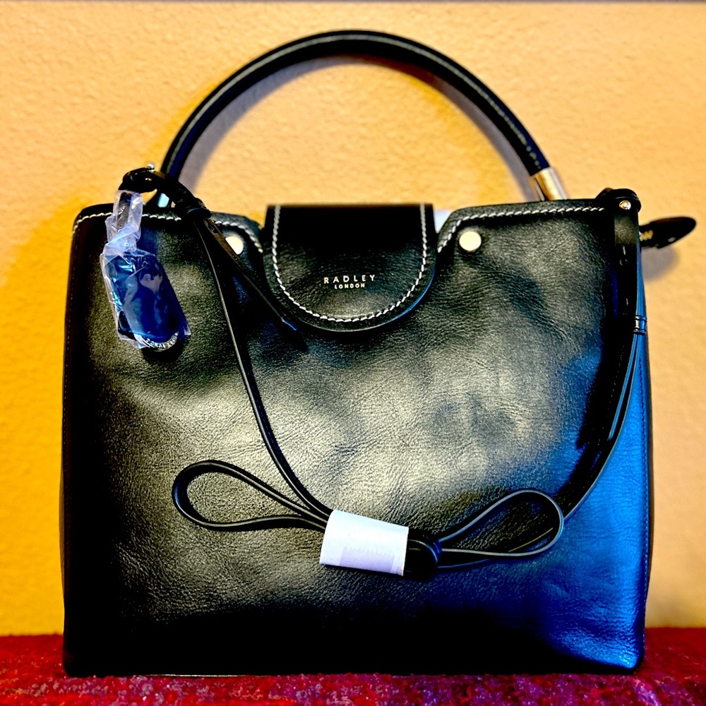 Brand New RADLEY LONDON leather bag.